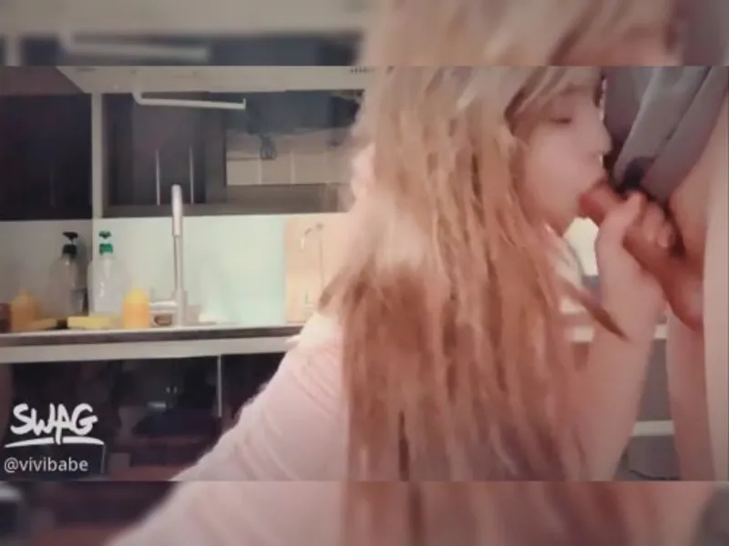 Hoá thân thành hộ lý xinh quan hệ với bạn trai